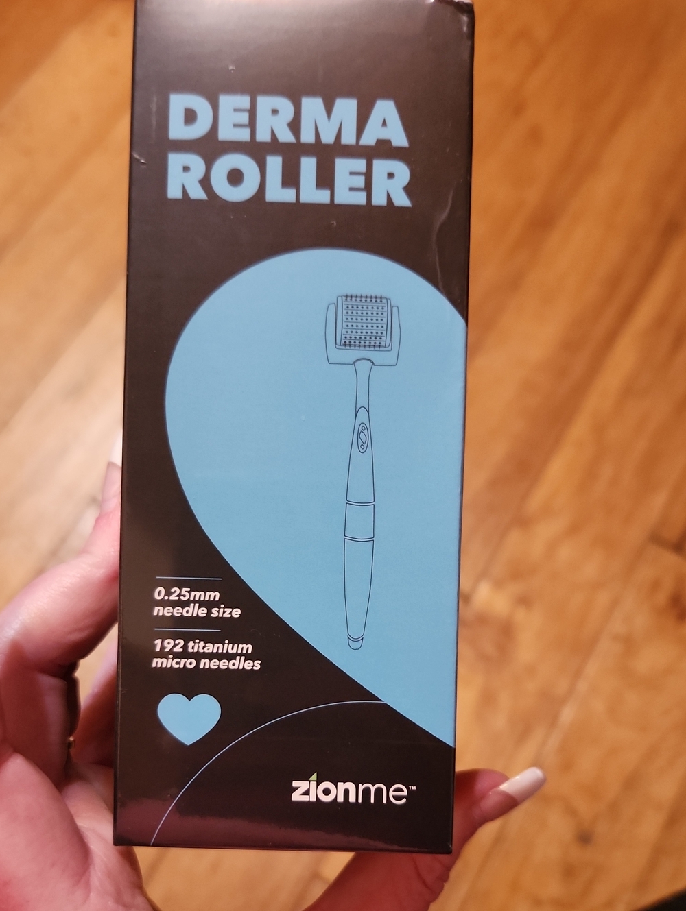 Zionme Blue Derma Roller for Women – 0.25mm Titanium Micro-Needles